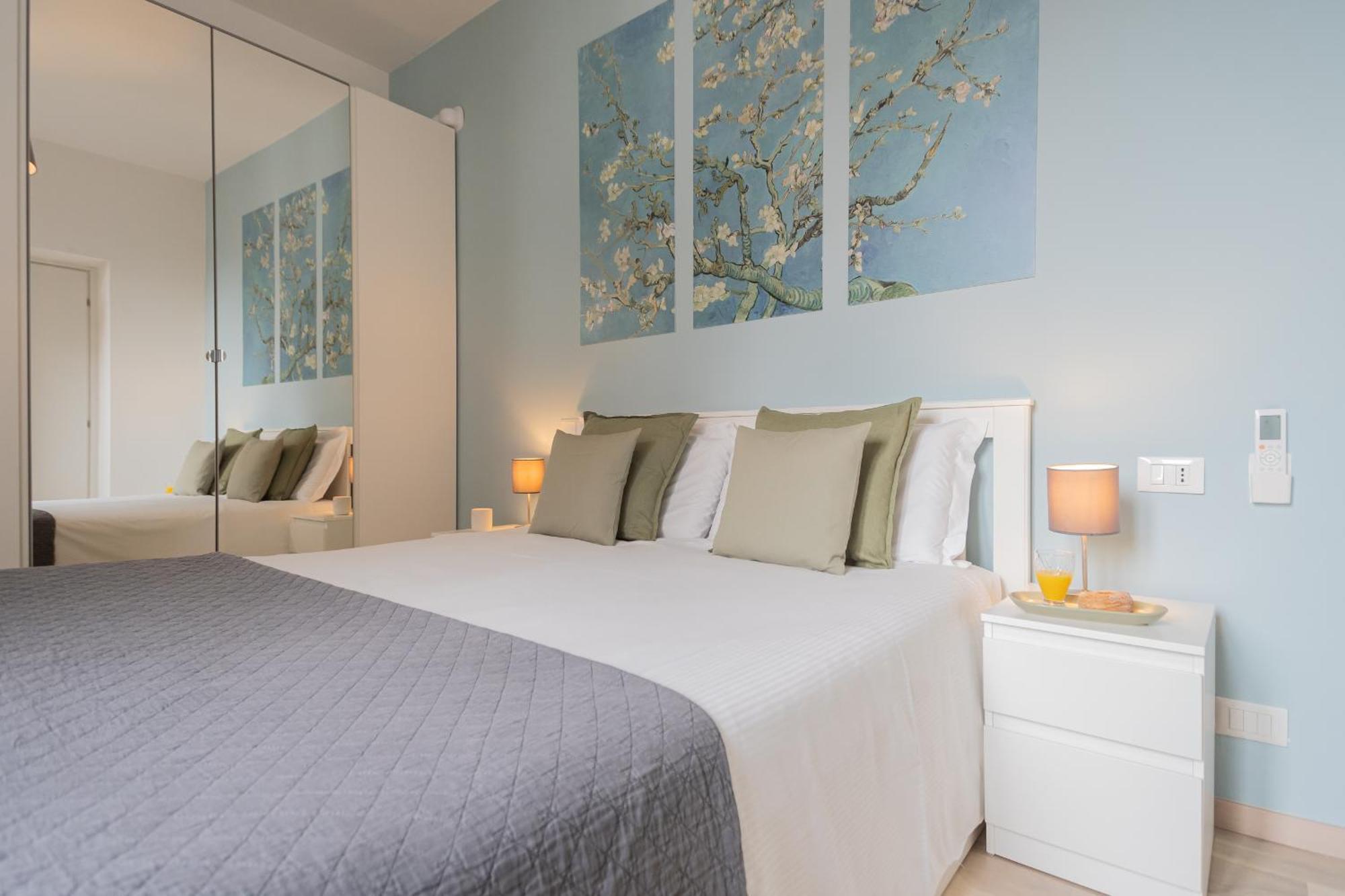 Old Court Hideaway By Rent All Como Exterior photo