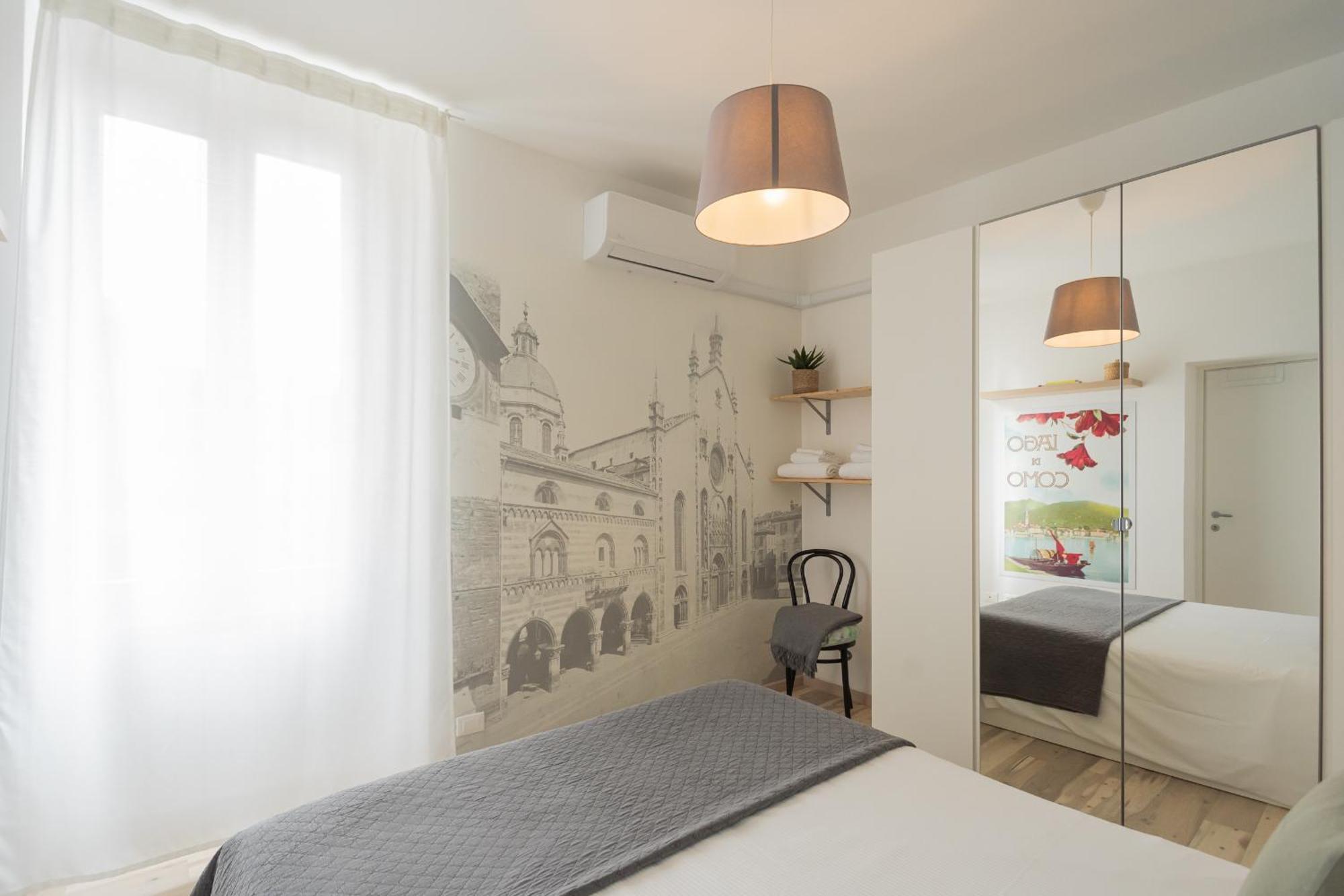 Old Court Hideaway By Rent All Como Exterior photo