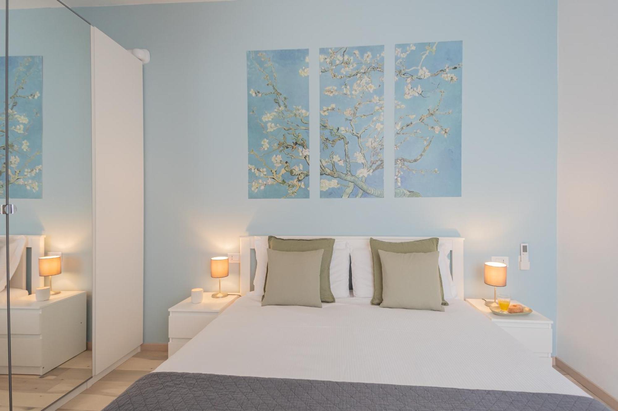 Old Court Hideaway By Rent All Como Exterior photo
